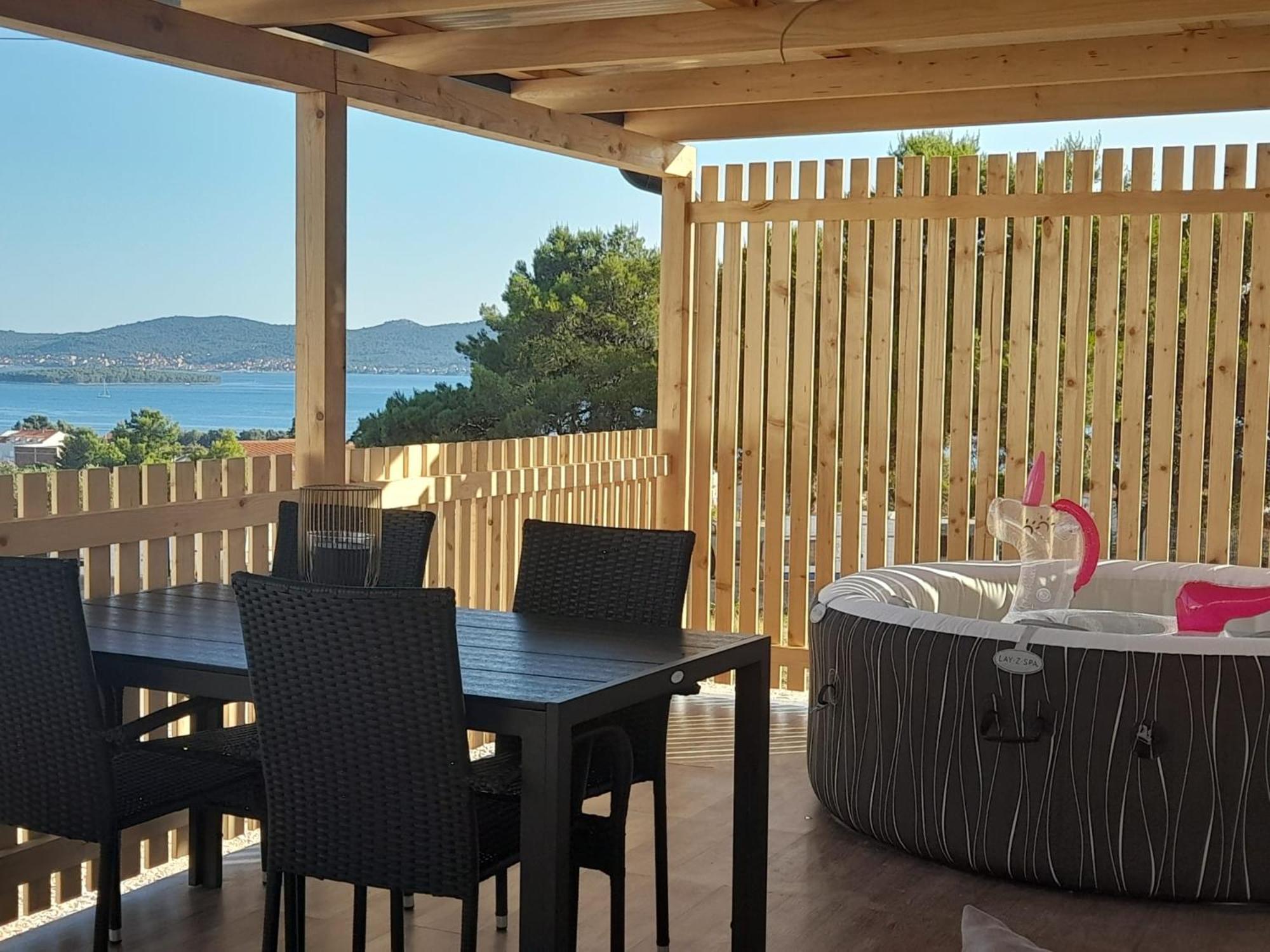 Tiny House Lily With Jacuzzi Apartment Sveti Filip i Jakov Exterior photo